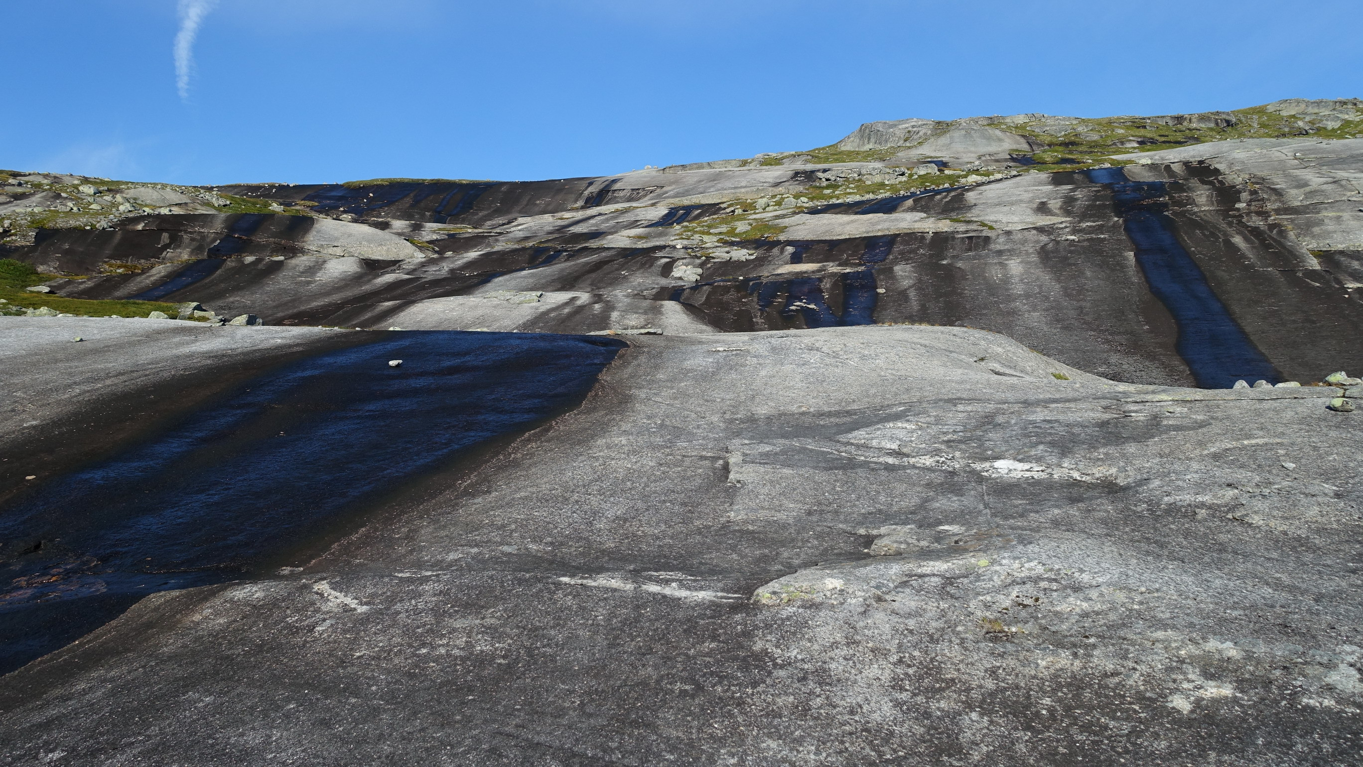 Klicke auf die Grafik für eine vergrößerte Ansicht

Name: 2023 Fjords 035.jpg
Ansichten: 1170
Größe: 1,48 MB
ID: 3221189