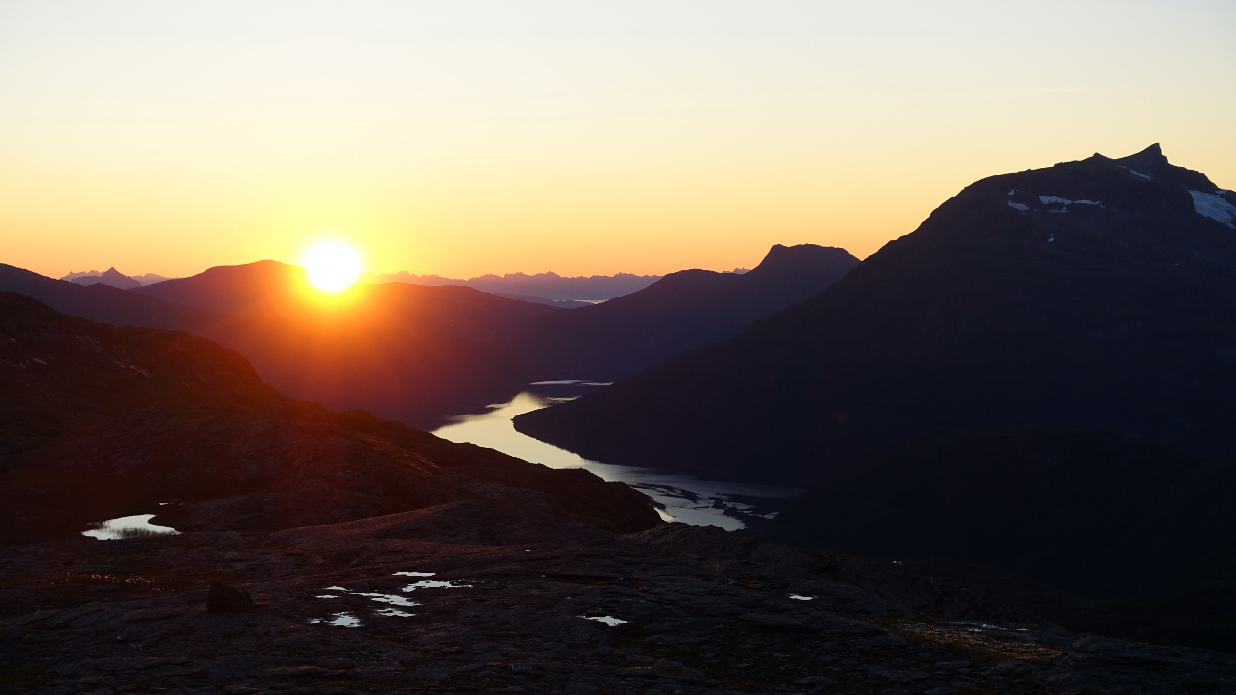 Klicke auf die Grafik für eine vergrößerte Ansicht

Name: 2023 Fjords 050.jpg
Ansichten: 1157
Größe: 1,41 MB
ID: 3221200