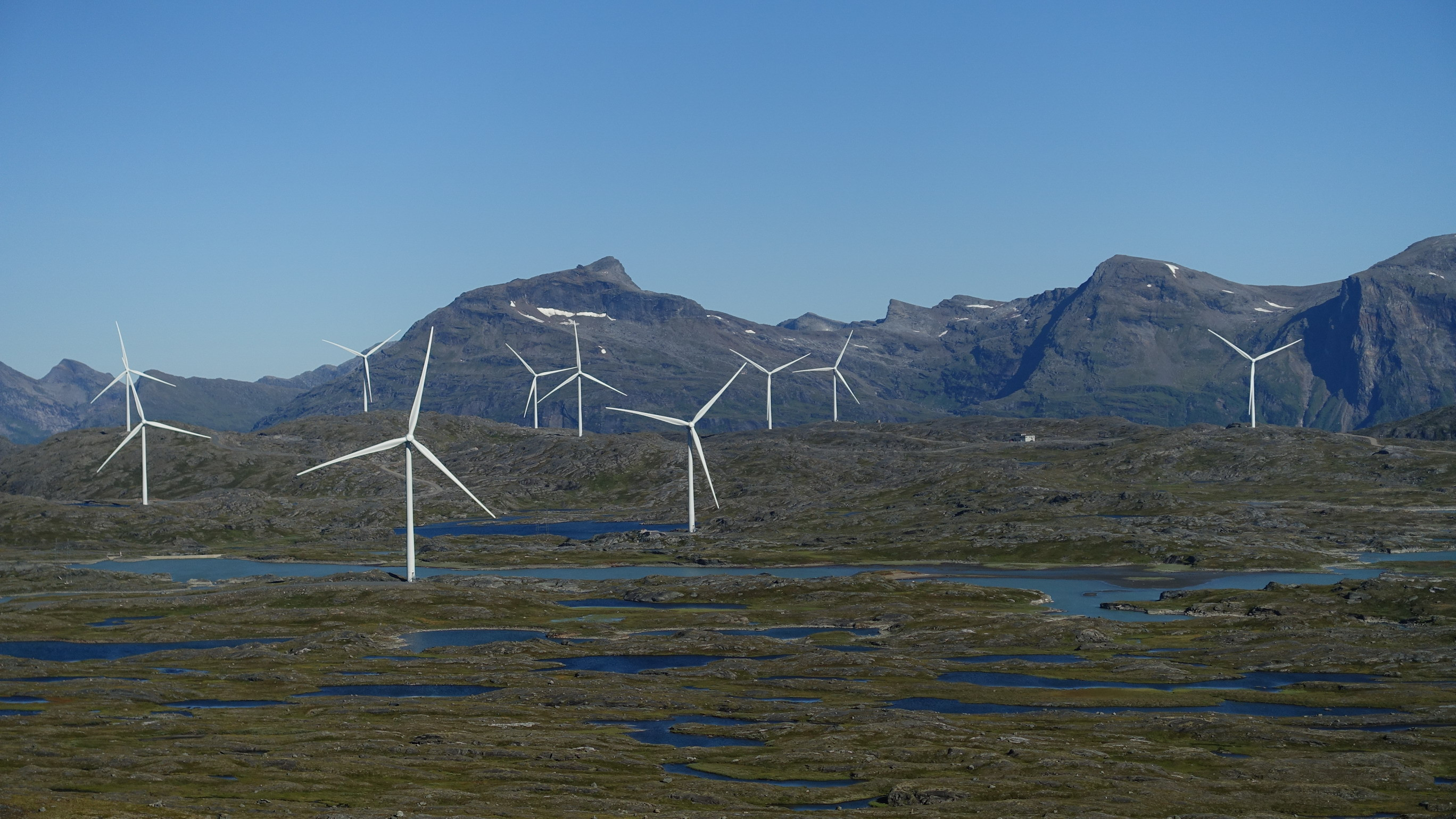 Klicke auf die Grafik für eine vergrößerte Ansicht

Name: 2023 Fjords 048.jpg
Ansichten: 1148
Größe: 970,7 KB
ID: 3221202