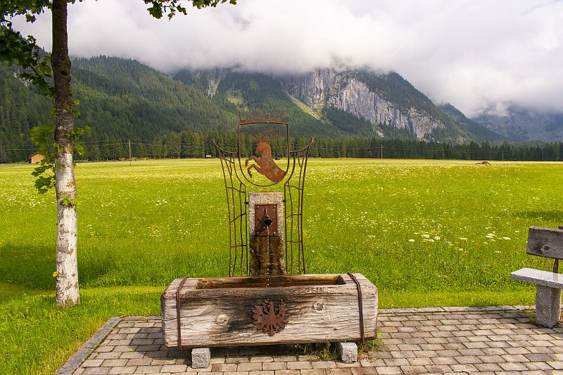Klicke auf die Grafik für eine vergrößerte Ansicht

Name: 199 Brunnen in Ahrn 01.jpg
Ansichten: 262
Größe: 198,9 KB
ID: 3226413