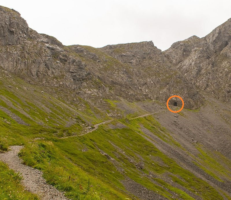Klicke auf die Grafik für eine vergrößerte Ansicht

Name: 204 Unterstand zwischen Anhalterhütte und Hahntenjoch 01.jpg
Ansichten: 231
Größe: 241,8 KB
ID: 3232488