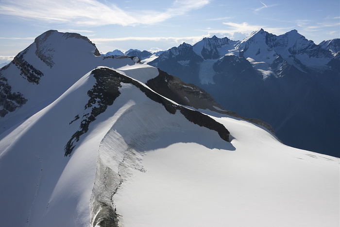 Klicke auf die Grafik für eine vergrößerte Ansicht

Name: 7-11_alpen_078.jpg
Ansichten: 307
Größe: 417,7 KB
ID: 3238353