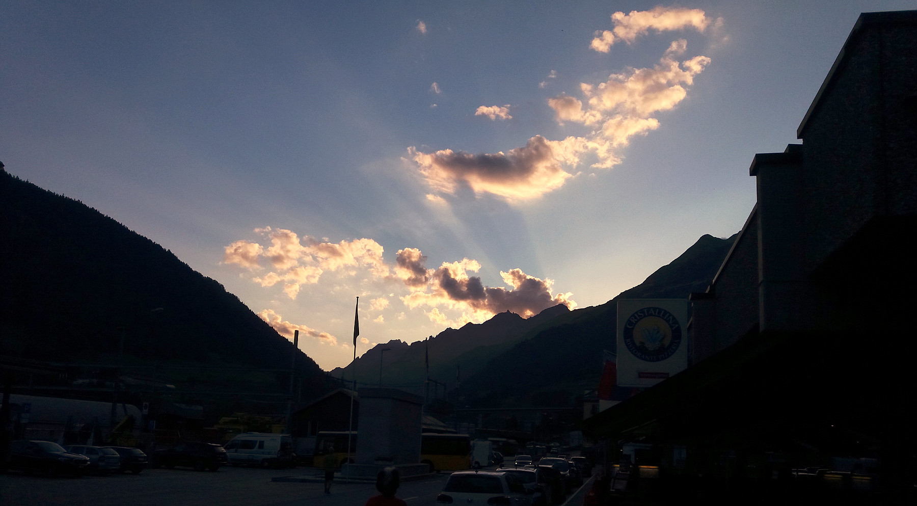 Klicke auf die Grafik für eine vergrößerte Ansicht  Name: 2020-09 Switz_D Kandersteg_29.jpg Ansichten: 0 Größe: 318,4 KB ID: 3242376