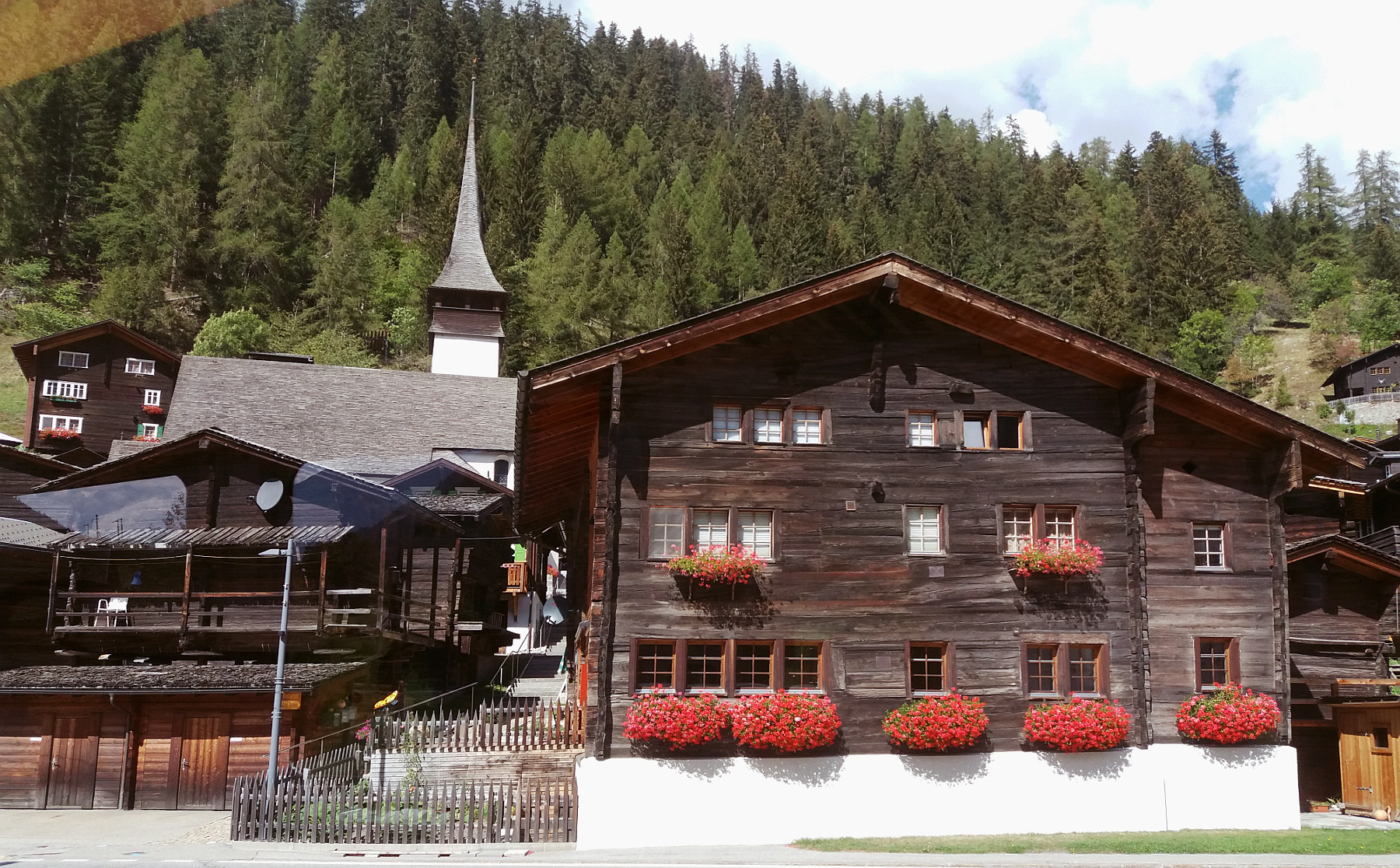 Klicke auf die Grafik für eine vergrößerte Ansicht  Name: 2020-09 Switz_D Kandersteg_28.jpg Ansichten: 0 Größe: 776,0 KB ID: 3242377