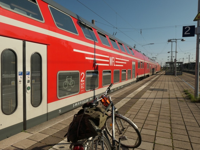 Klicke auf die Grafik für eine vergrößerte Ansicht  Name: PANA3545_kl.jpg Ansichten: 0 Größe: 128,5 KB ID: 3279104