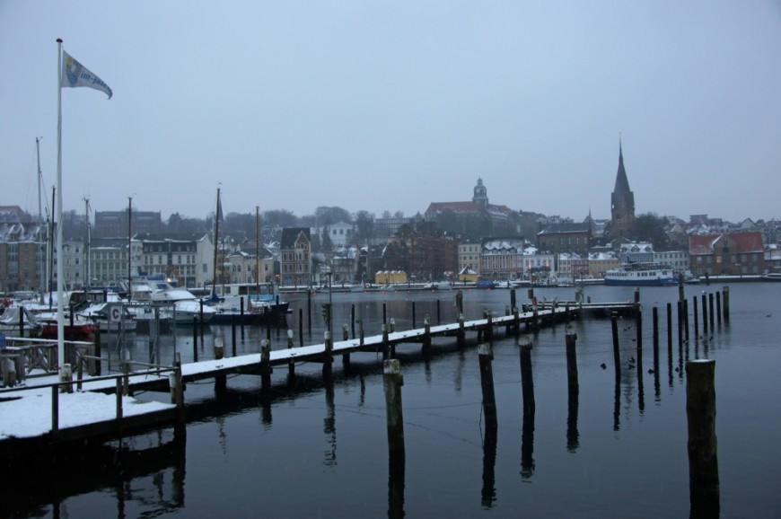 Klicke auf die Grafik für eine vergrößerte Ansicht

Name: Flensburg_Hafen.jpg
Ansichten: 191
Größe: 97,5 KB
ID: 3279721