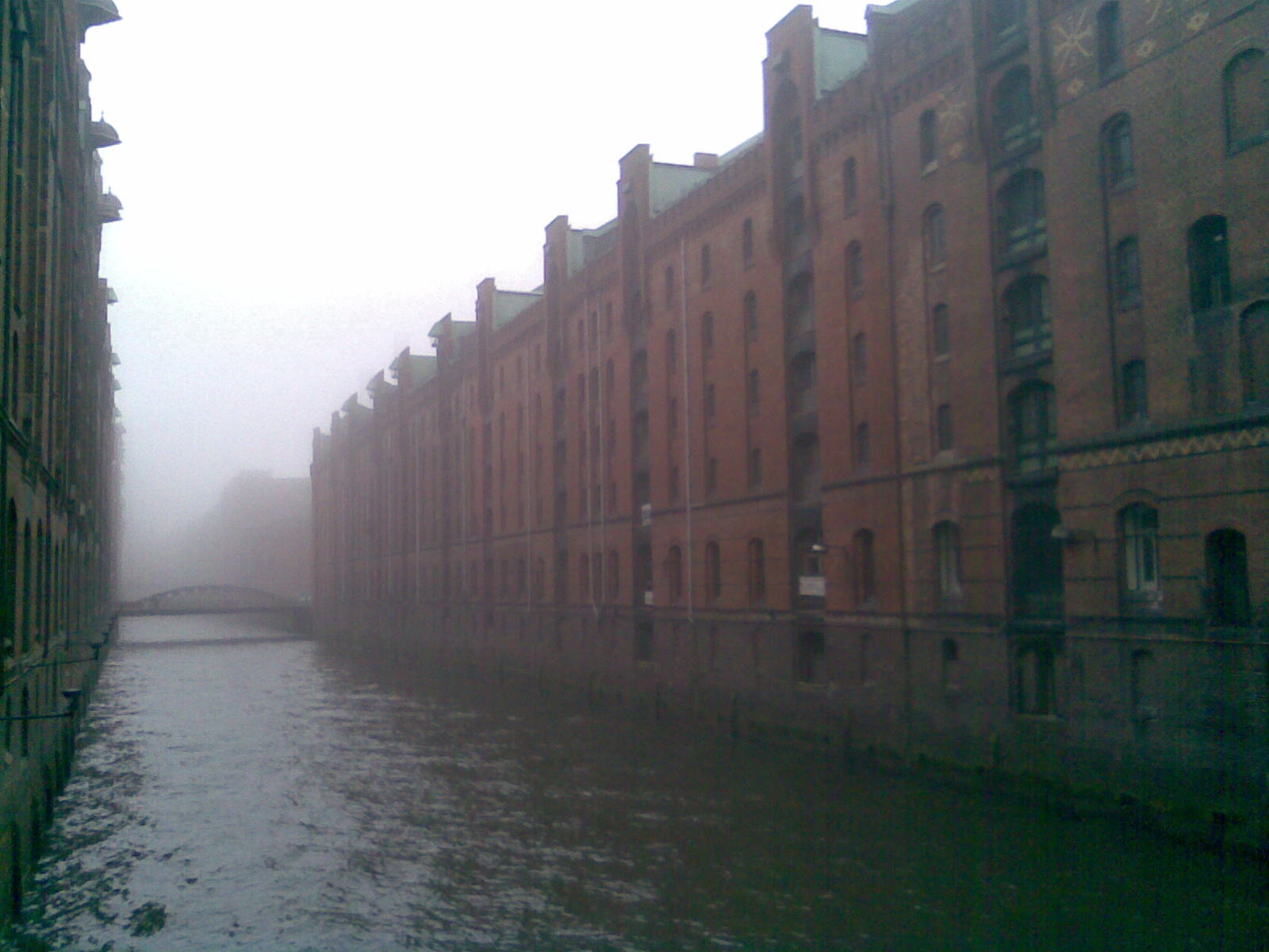 Klicke auf die Grafik für eine vergrößerte Ansicht

Name: Speicherstadt.jpg
Ansichten: 141
Größe: 320,8 KB
ID: 3283817