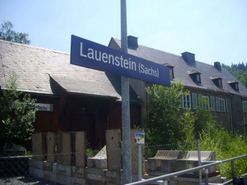 Klicke auf die Grafik für eine vergrößerte Ansicht

Name: 01a_Lauenstein.jpg
Ansichten: 69
Größe: 51,1 KB
ID: 3284351
