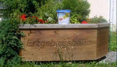 Klicke auf die Grafik für eine vergrößerte Ansicht

Name: 56a_Olbernhau.jpg
Ansichten: 83
Größe: 52,6 KB
ID: 3284381
