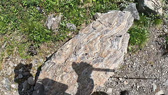 Klicke auf die Grafik für eine vergrößerte Ansicht

Name: Bild 13-9.jpg
Ansichten: 253
Größe: 1,10 MB
ID: 3284747