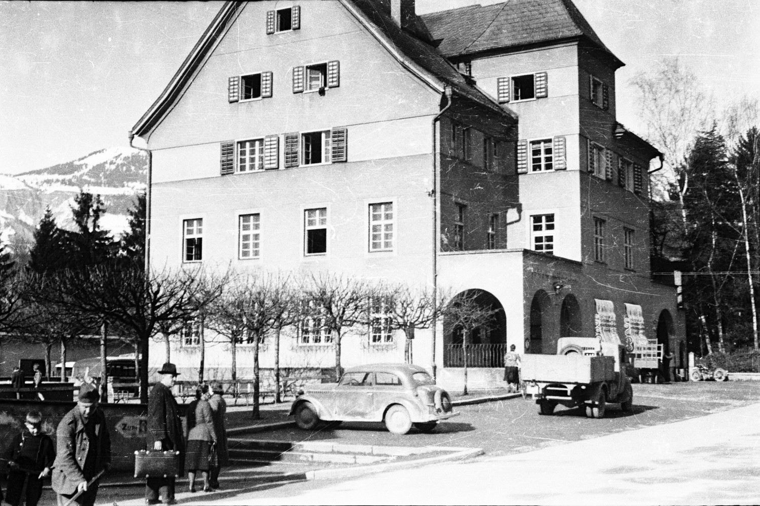 Klicke auf die Grafik für eine vergrößerte Ansicht  Name: 1946 Bludenz Post.jpg Ansichten: 2 Größe: 533,7 KB ID: 3290681