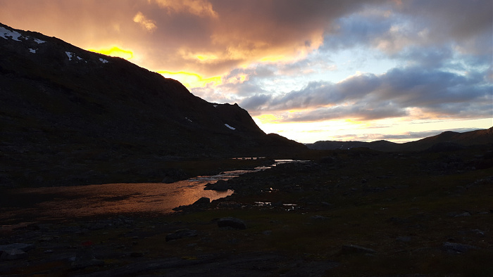 Klicke auf die Grafik für eine vergrößerte Ansicht

Name: 2022-09 Lappland, Skjomen - Storå, 050.jpg
Ansichten: 556
Größe: 351,6 KB
ID: 3294081