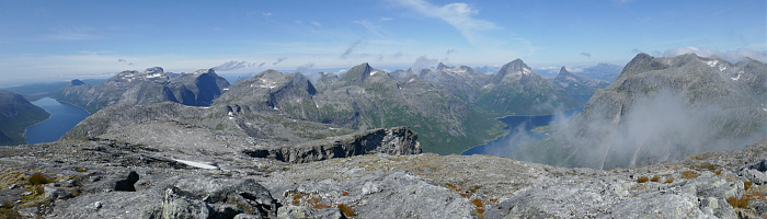 Klicke auf die Grafik für eine vergrößerte Ansicht

Name: Norwegen036.jpg
Ansichten: 866
Größe: 341,1 KB
ID: 3296843