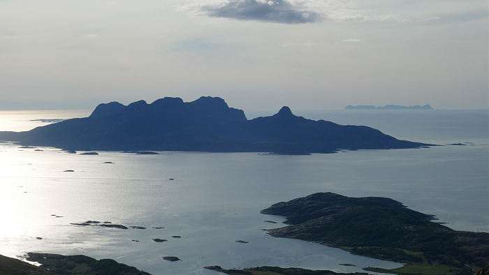 Klicke auf die Grafik für eine vergrößerte Ansicht

Name: Norwegen143.jpg
Ansichten: 418
Größe: 277,1 KB
ID: 3302736