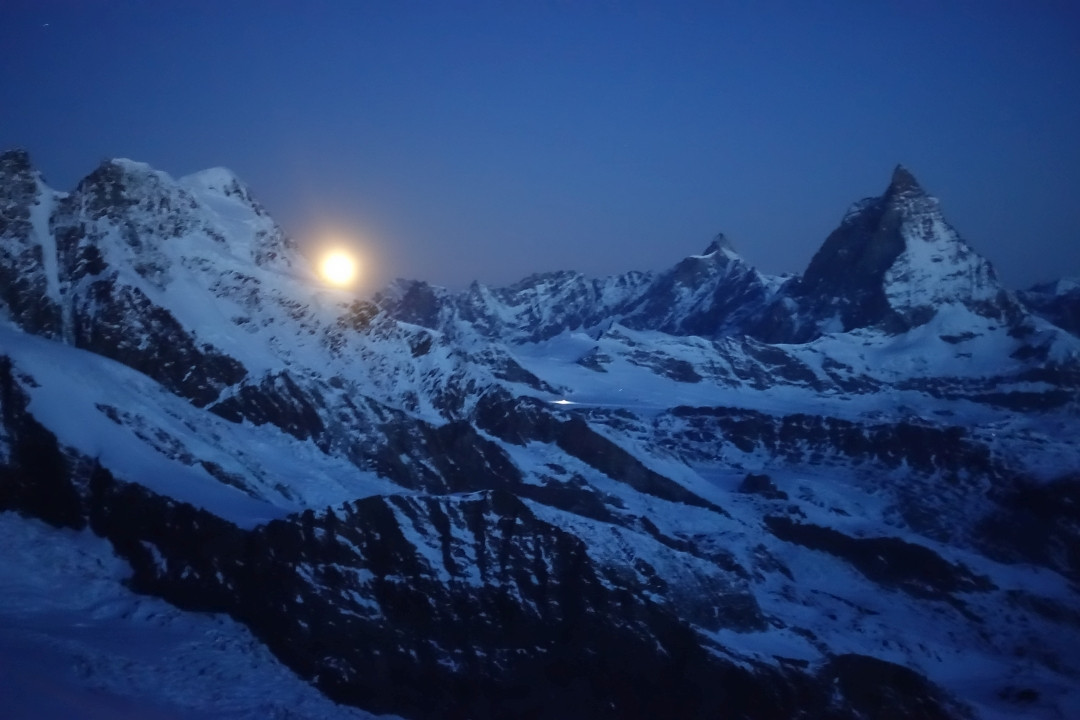 Klicke auf die Grafik für eine vergrößerte Ansicht  Name: 7_Vollmond.jpg Ansichten: 0 Größe: 144,7 KB ID: 3321431