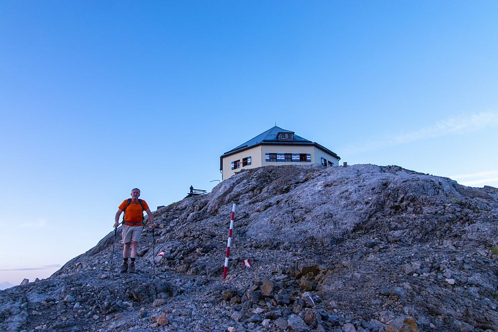 Früher Start am Matrashaus in einen langen Tag