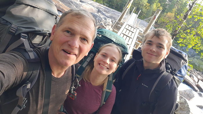 Klicke auf die Grafik für eine vergrößerte Ansicht

Name: 2023-09 Norwegen-Junkerdalen mit Jannika und Leon, 005.jpg
Ansichten: 261
Größe: 603,4 KB
ID: 3328444