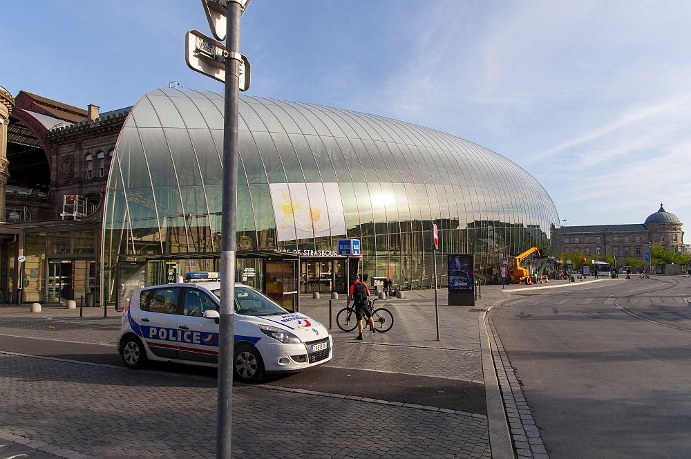 Klicke auf die Grafik für eine vergrößerte Ansicht  Name: 01 Der Bahnhof in Straßburg.jpg Ansichten: 0 Größe: 204,2 KB ID: 3330649