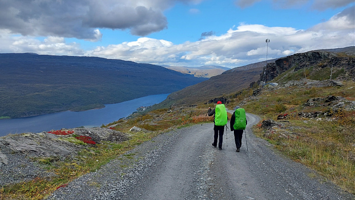 Klicke auf die Grafik für eine vergrößerte Ansicht

Name: 2024-08 Sarek und Nordkalottleden, 308.jpg
Ansichten: 235
Größe: 719,6 KB
ID: 3332264