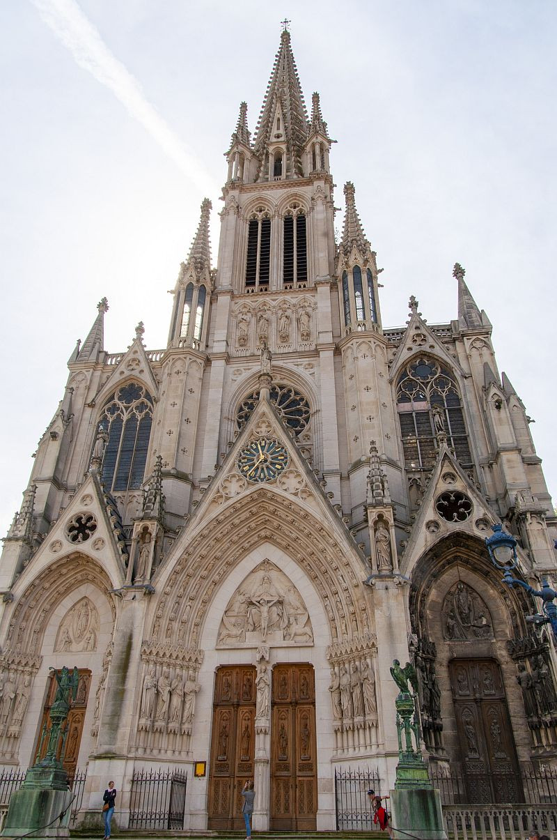 Klicke auf die Grafik für eine vergrößerte Ansicht  Name: 16 Die Kirche St. Epvre in Nancy.jpg Ansichten: 0 Größe: 307,6 KB ID: 3332928
