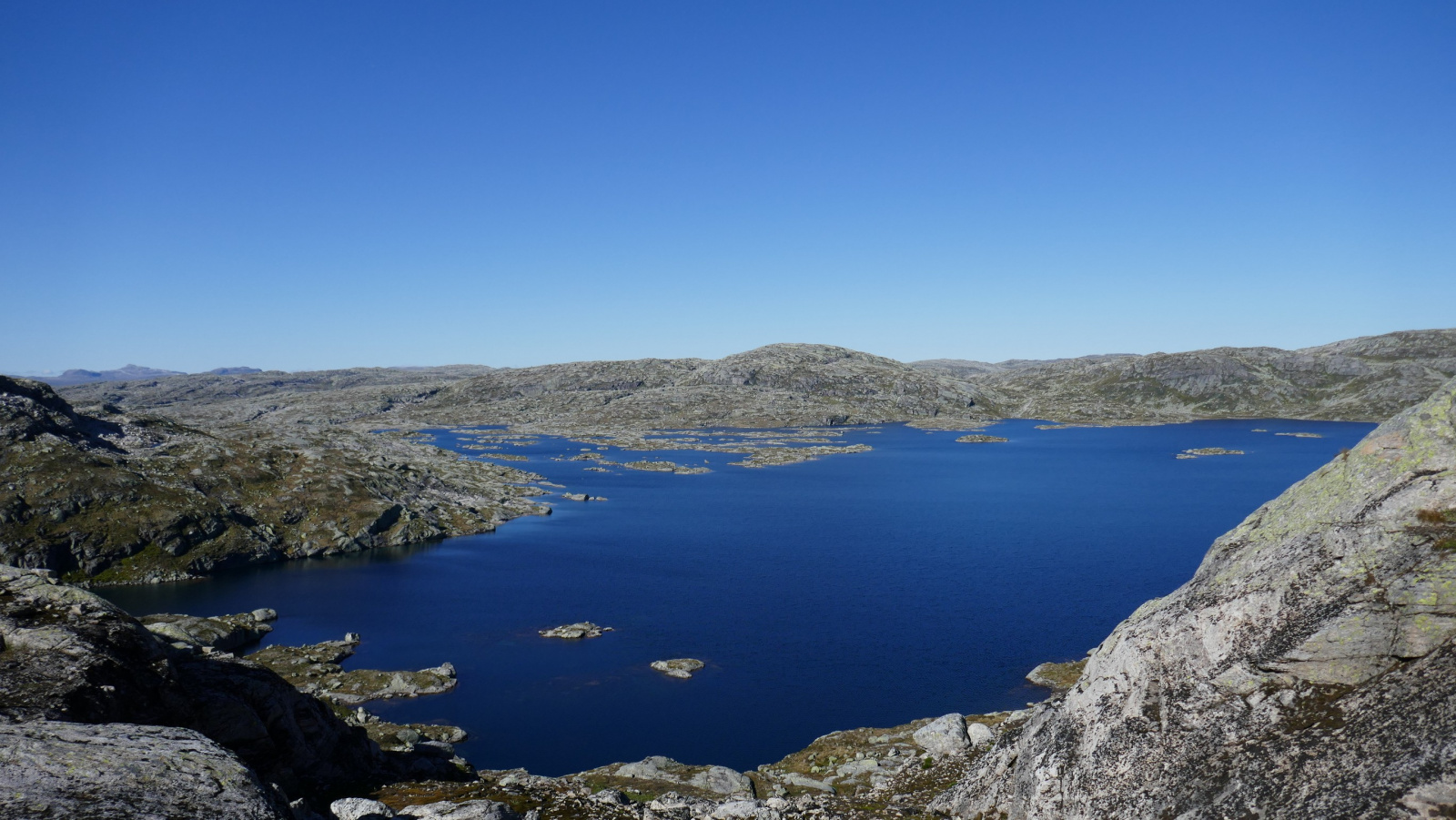 Klicke auf die Grafik für eine vergrößerte Ansicht

Name: Norge2025_aug25-06.jpg
Ansichten: 242
Größe: 521,3 KB
ID: 3344314