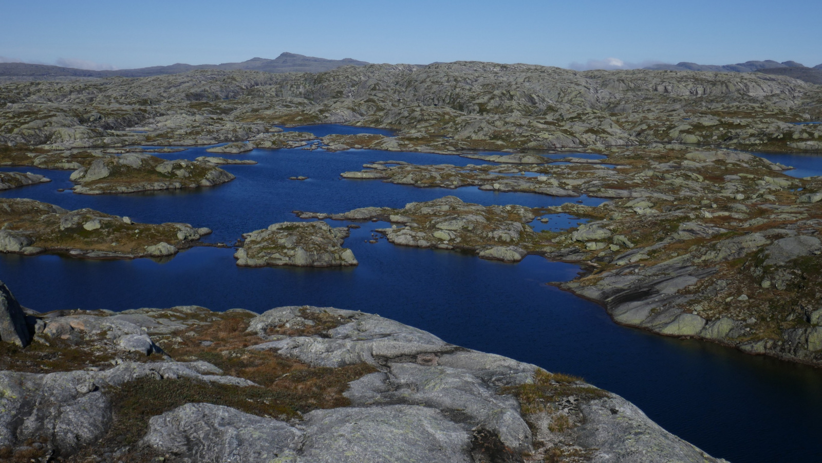Klicke auf die Grafik für eine vergrößerte Ansicht

Name: Norge2025_aug24-11.jpg
Ansichten: 243
Größe: 644,8 KB
ID: 3344316