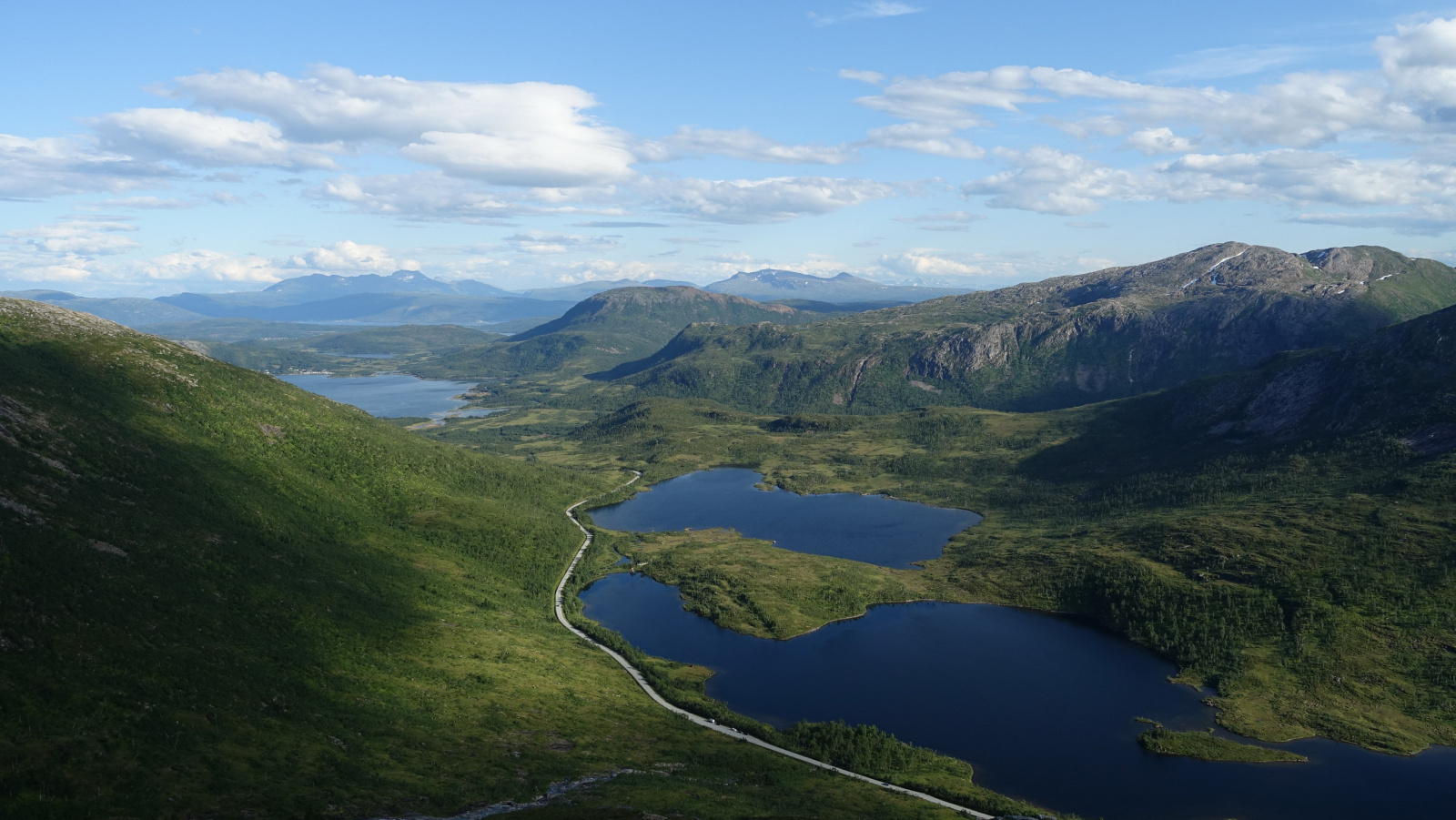 Klicke auf die Grafik für eine vergrößerte Ansicht

Name: 2025 Norge 0002_resize.jpg
Ansichten: 616
Größe: 537,8 KB
ID: 3345585