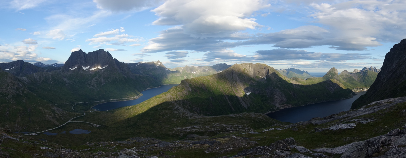 Klicke auf die Grafik für eine vergrößerte Ansicht

Name: 2025 Norge 0006_resize.jpg
Ansichten: 597
Größe: 373,8 KB
ID: 3345586