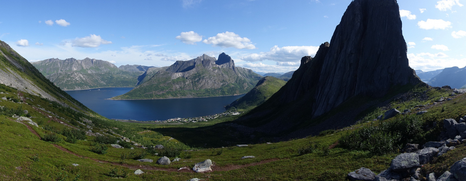 Klicke auf die Grafik für eine vergrößerte Ansicht

Name: 2025 Norge 0008_resize.jpg
Ansichten: 602
Größe: 437,6 KB
ID: 3345590