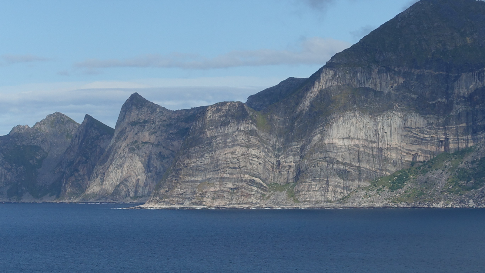 Klicke auf die Grafik für eine vergrößerte Ansicht

Name: 2025 Norge 0027_resize.jpg
Ansichten: 602
Größe: 500,4 KB
ID: 3345615