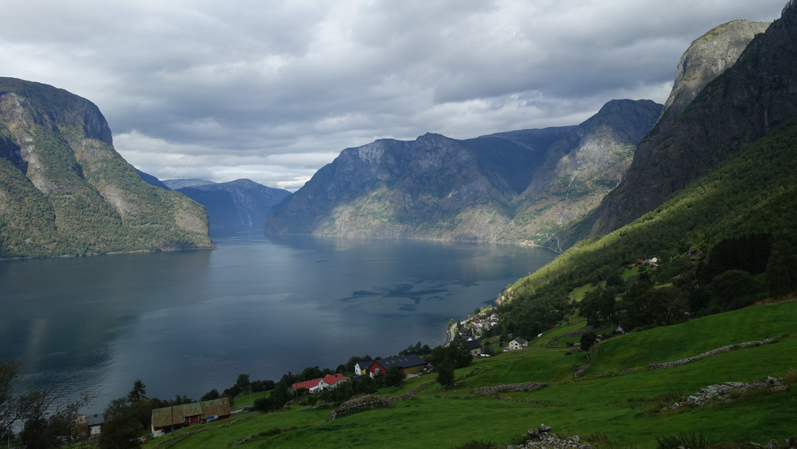 Klicke auf die Grafik für eine vergrößerte Ansicht

Name: 2025 Norge 0079_resize.jpg
Ansichten: 593
Größe: 482,0 KB
ID: 3345661
