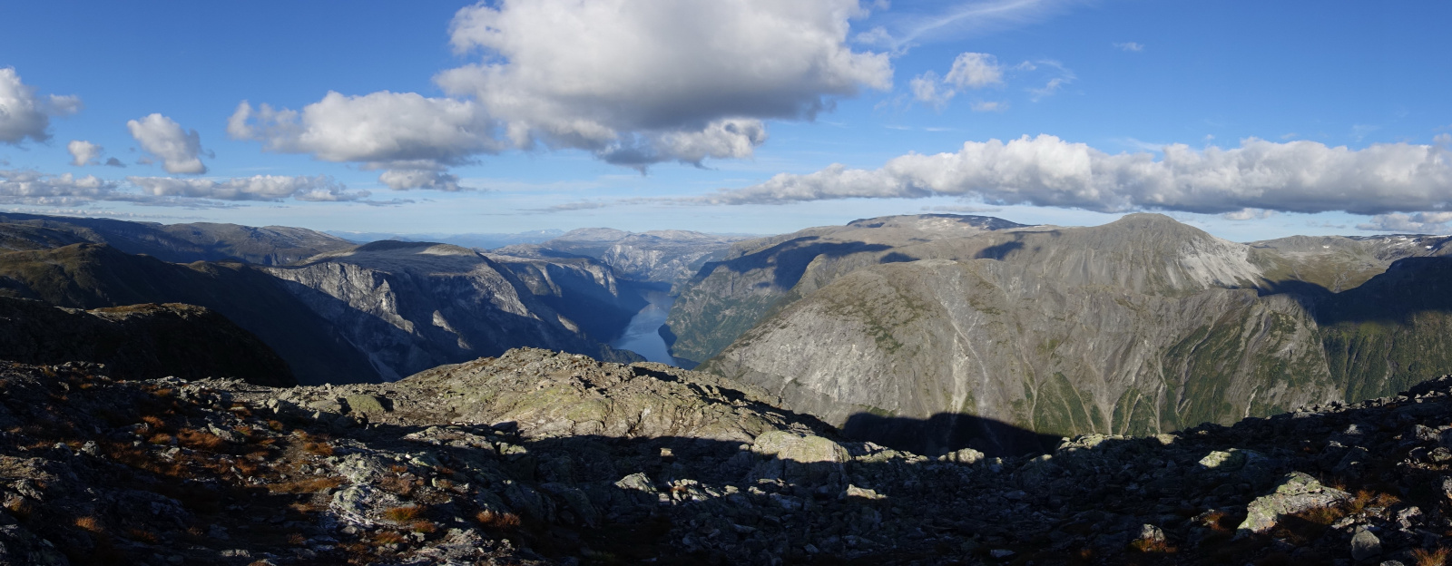 Klicke auf die Grafik für eine vergrößerte Ansicht

Name: 2025 Norge 0078_resize.jpg
Ansichten: 583
Größe: 412,5 KB
ID: 3345665