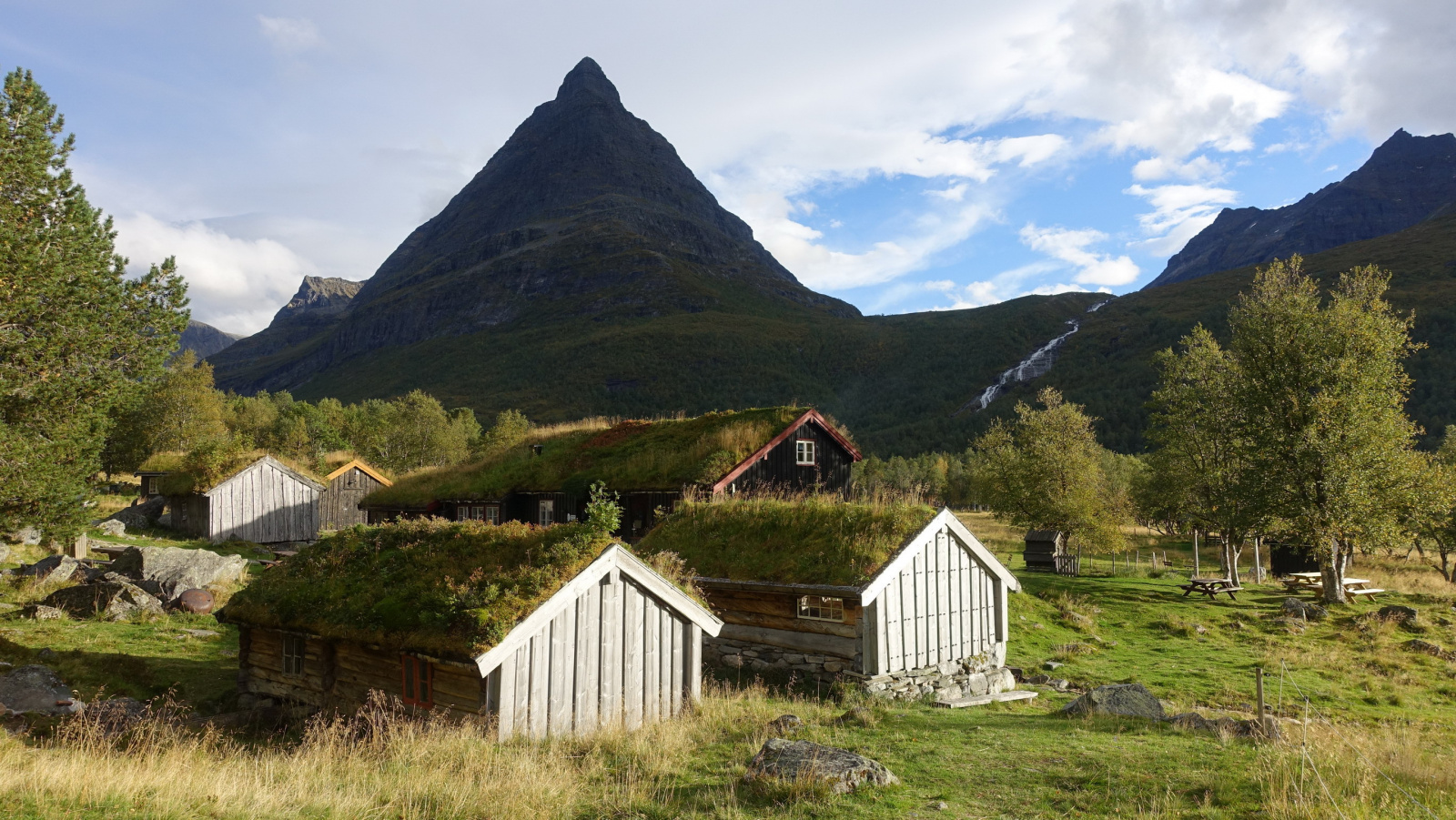 Klicke auf die Grafik für eine vergrößerte Ansicht

Name: 2025 Norge 0138_resize.jpg
Ansichten: 582
Größe: 763,4 KB
ID: 3345718