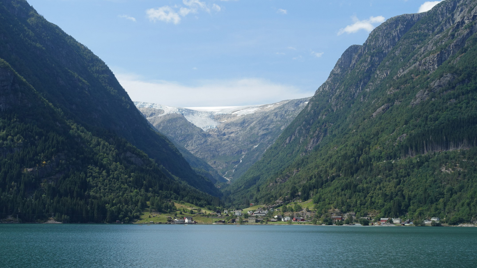 Klicke auf die Grafik für eine vergrößerte Ansicht

Name: 2025 Norge 0155_resize.jpg
Ansichten: 264
Größe: 576,2 KB
ID: 3346008