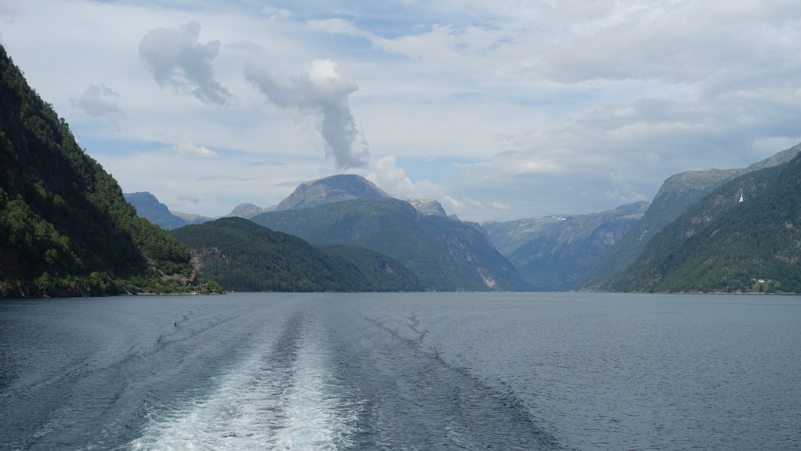 Klicke auf die Grafik für eine vergrößerte Ansicht

Name: 2025 Norge 0160_resize.jpg
Ansichten: 263
Größe: 444,0 KB
ID: 3346012