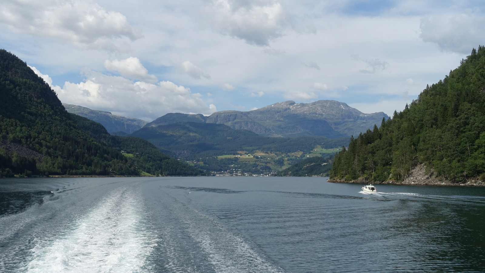 Klicke auf die Grafik für eine vergrößerte Ansicht

Name: 2025 Norge 0159_resize.jpg
Ansichten: 263
Größe: 526,7 KB
ID: 3346015