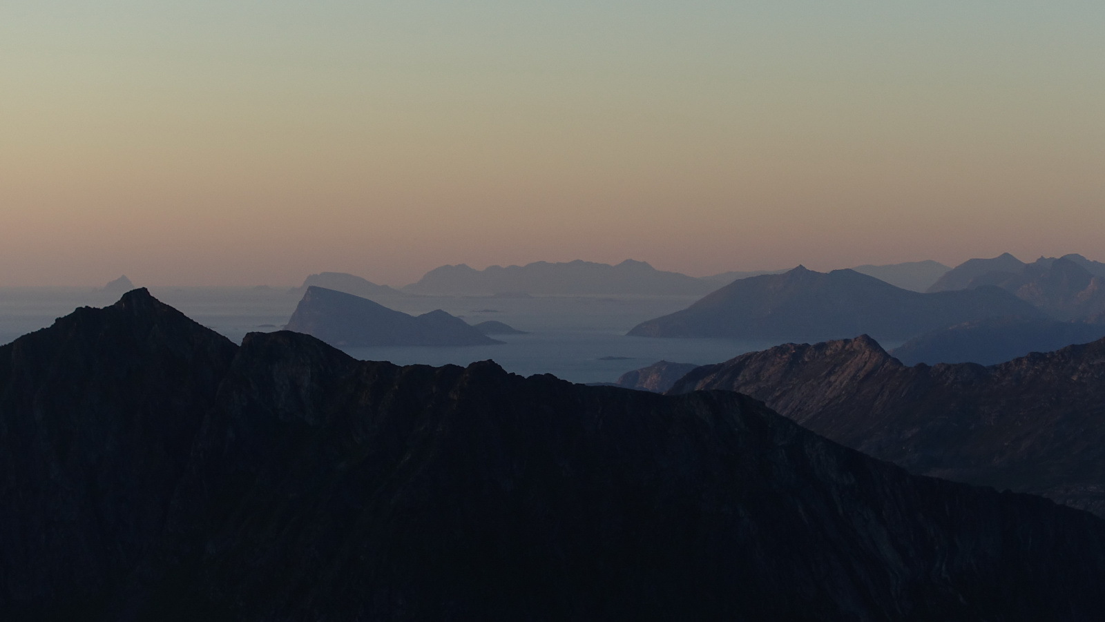 Klicke auf die Grafik für eine vergrößerte Ansicht

Name: 2025 Norge 0198.jpg
Ansichten: 308
Größe: 225,2 KB
ID: 3347023
