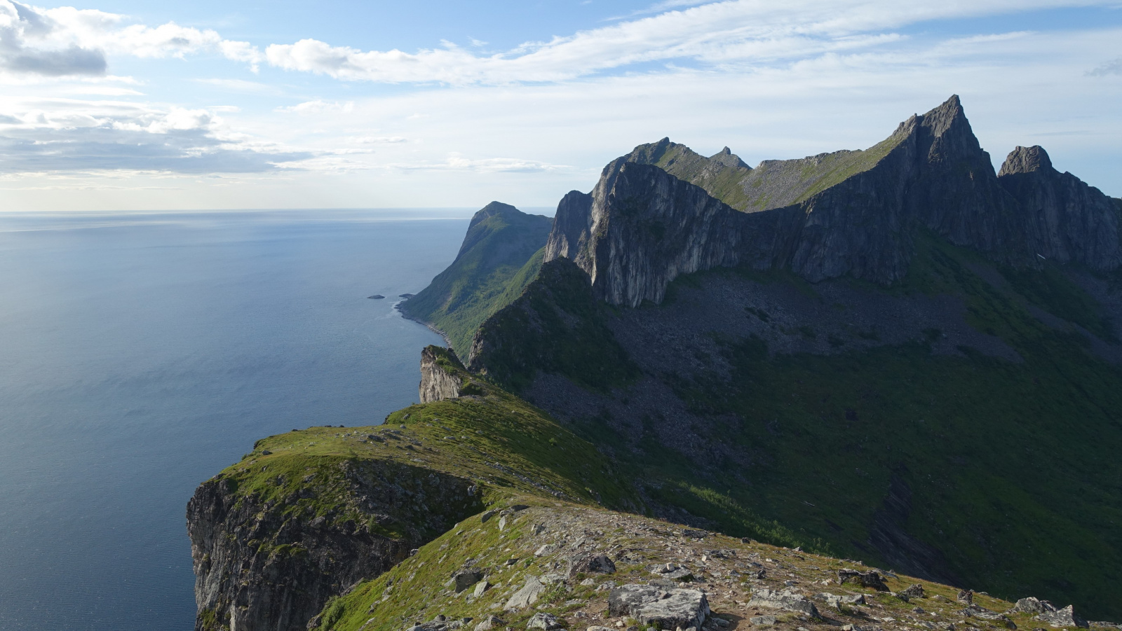 Klicke auf die Grafik für eine vergrößerte Ansicht

Name: 2025 Norge 0236.jpg
Ansichten: 283
Größe: 499,1 KB
ID: 3347072