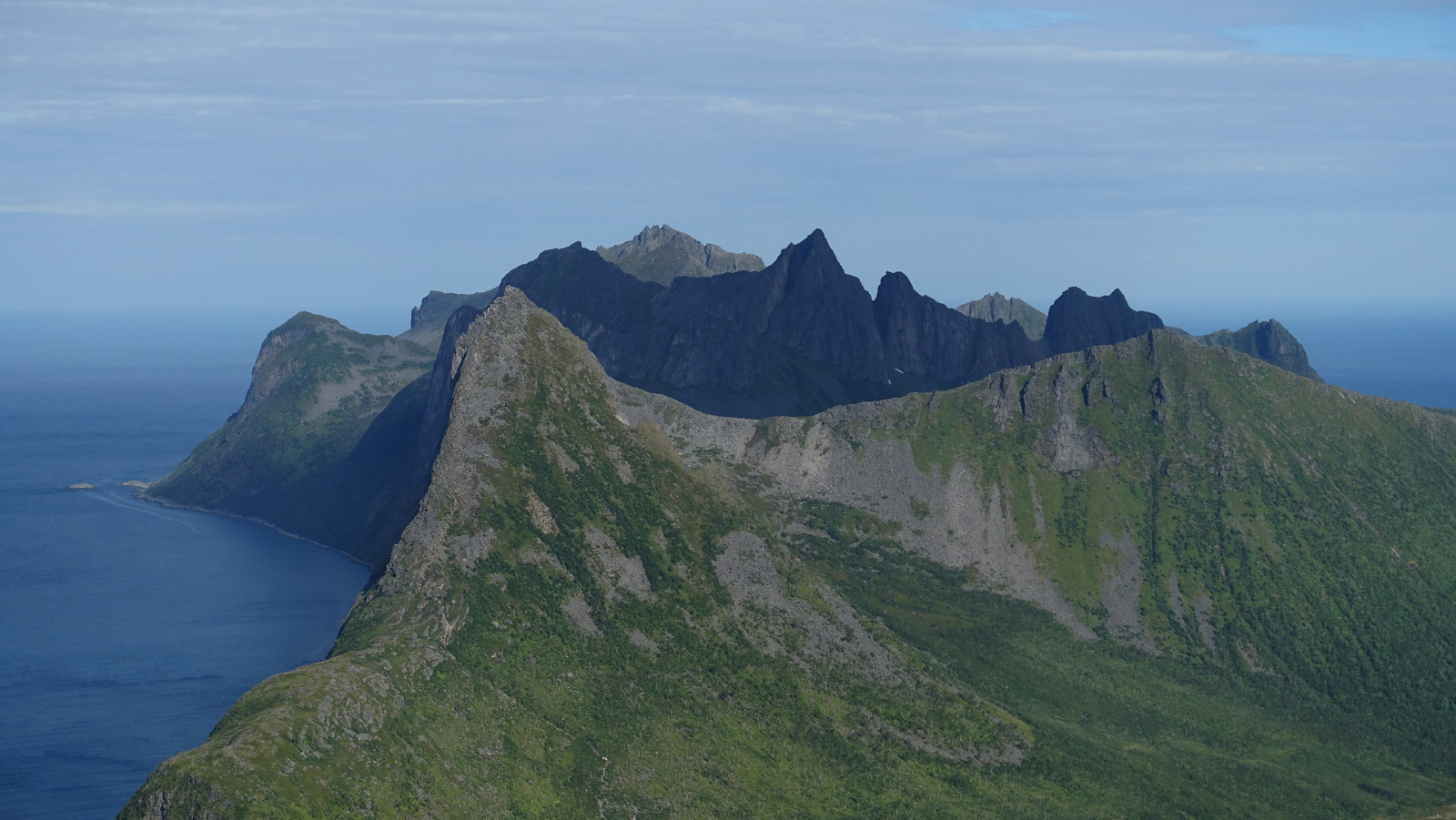 Klicke auf die Grafik für eine vergrößerte Ansicht

Name: 2025 Norge 0263.jpg
Ansichten: 172
Größe: 502,3 KB
ID: 3347645