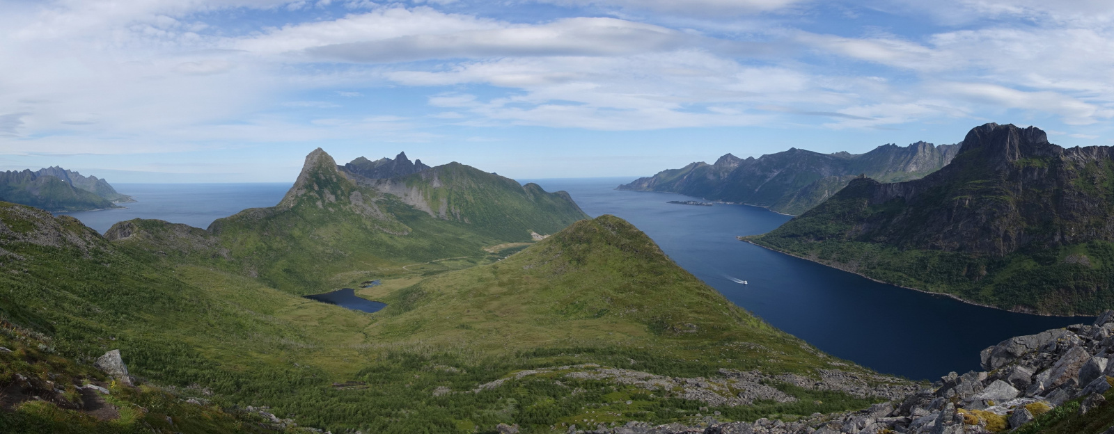 Klicke auf die Grafik für eine vergrößerte Ansicht

Name: 2025 Norge 0269.jpg
Ansichten: 169
Größe: 395,5 KB
ID: 3347648