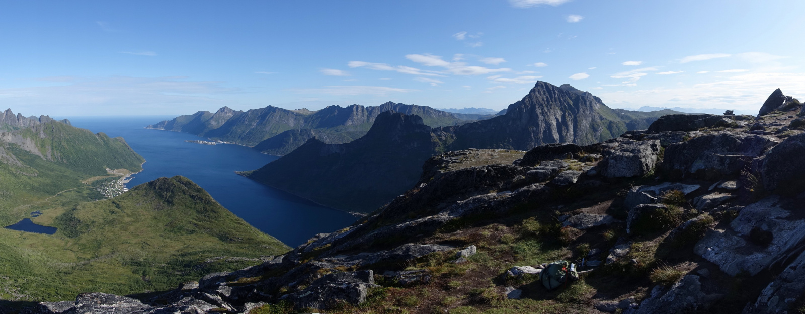 Klicke auf die Grafik für eine vergrößerte Ansicht

Name: 2025 Norge 0268.jpg
Ansichten: 173
Größe: 388,0 KB
ID: 3347651