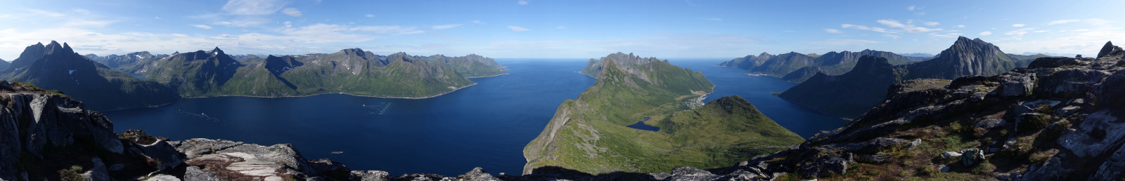 Klicke auf die Grafik für eine vergrößerte Ansicht

Name: 2025 Norge 0265.jpg
Ansichten: 174
Größe: 181,6 KB
ID: 3347655