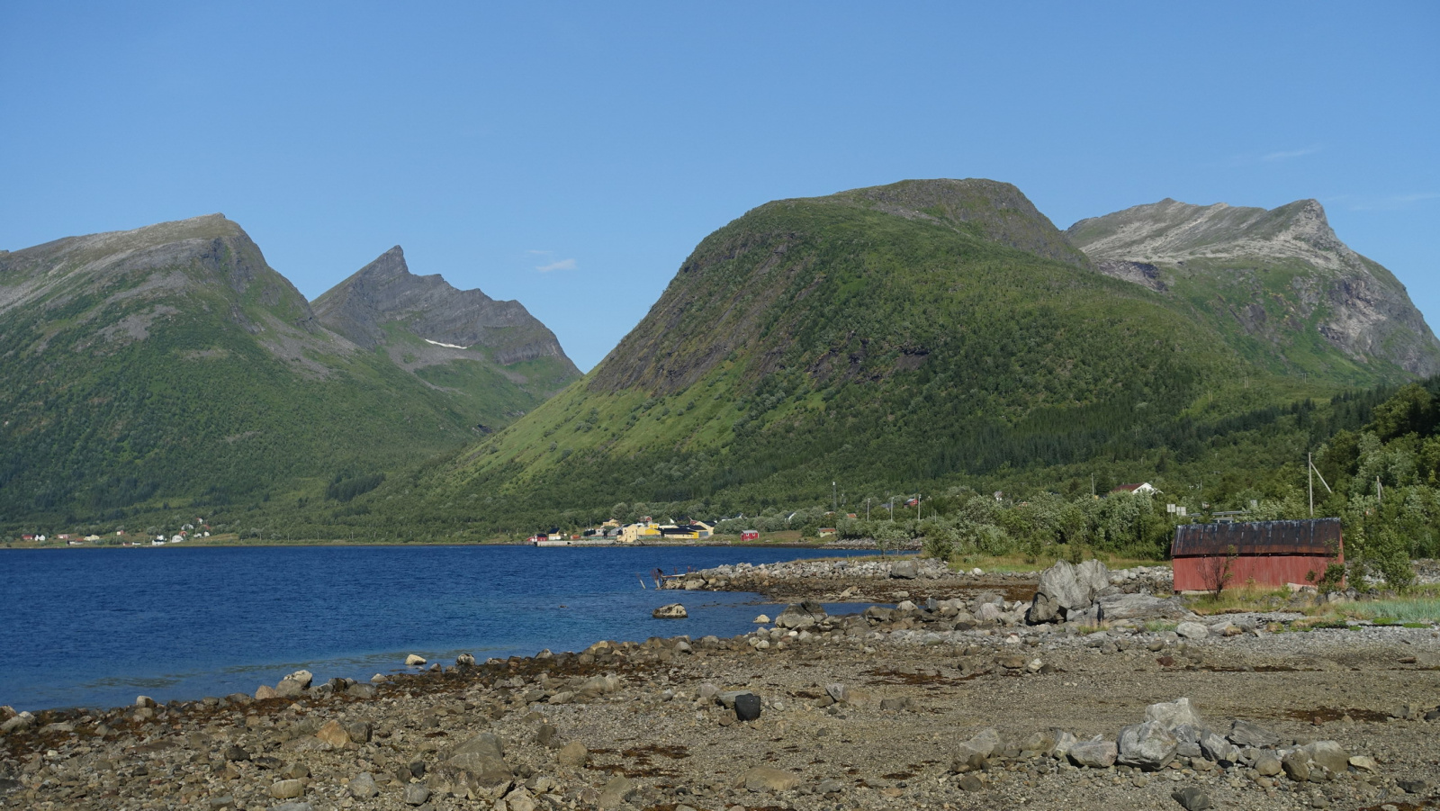 Klicke auf die Grafik für eine vergrößerte Ansicht

Name: 2025 Norge 0297.jpg
Ansichten: 166
Größe: 653,2 KB
ID: 3347691