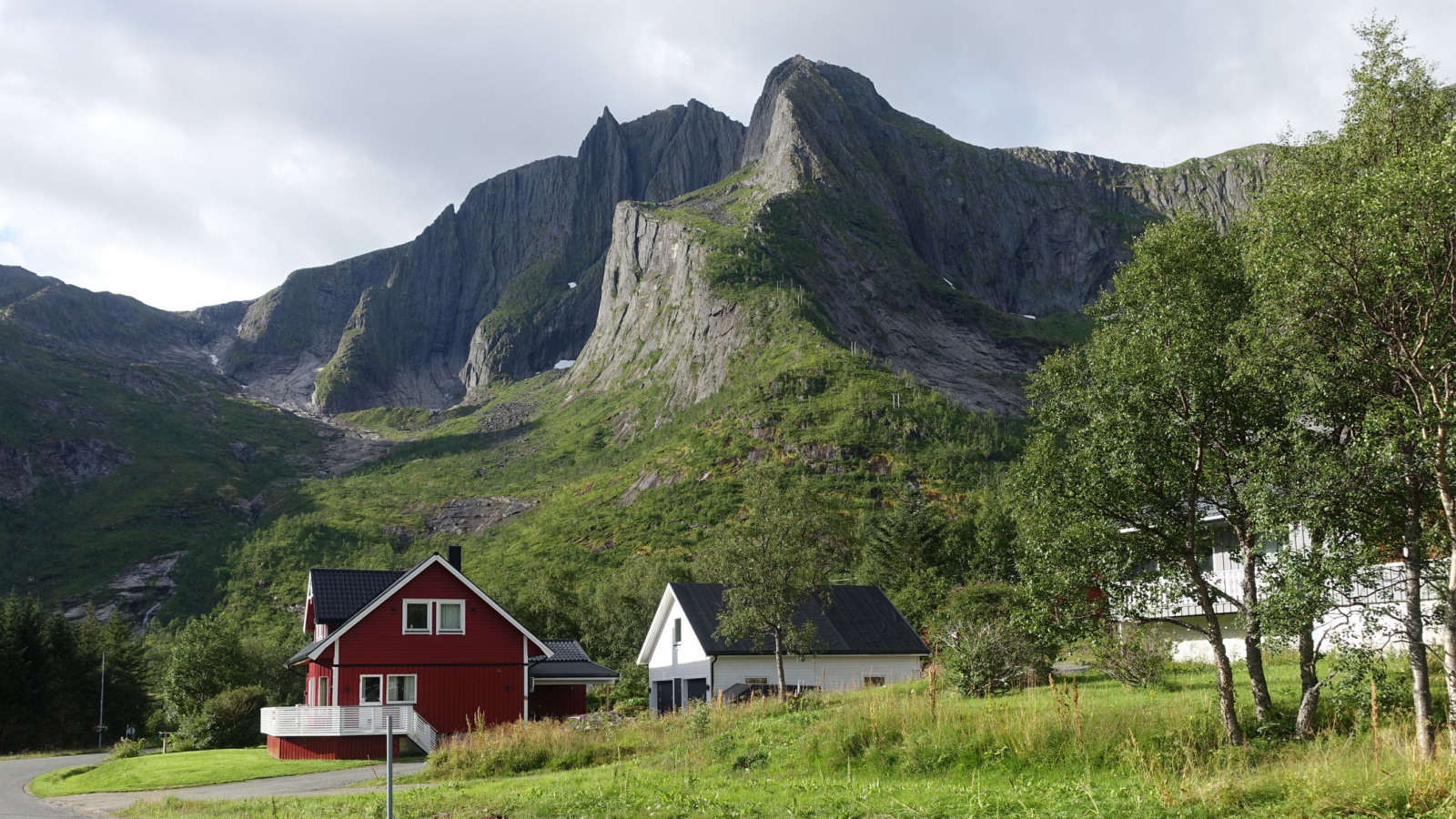 Klicke auf die Grafik für eine vergrößerte Ansicht

Name: 2025 Norge 0313.jpg
Ansichten: 127
Größe: 789,6 KB
ID: 3348098