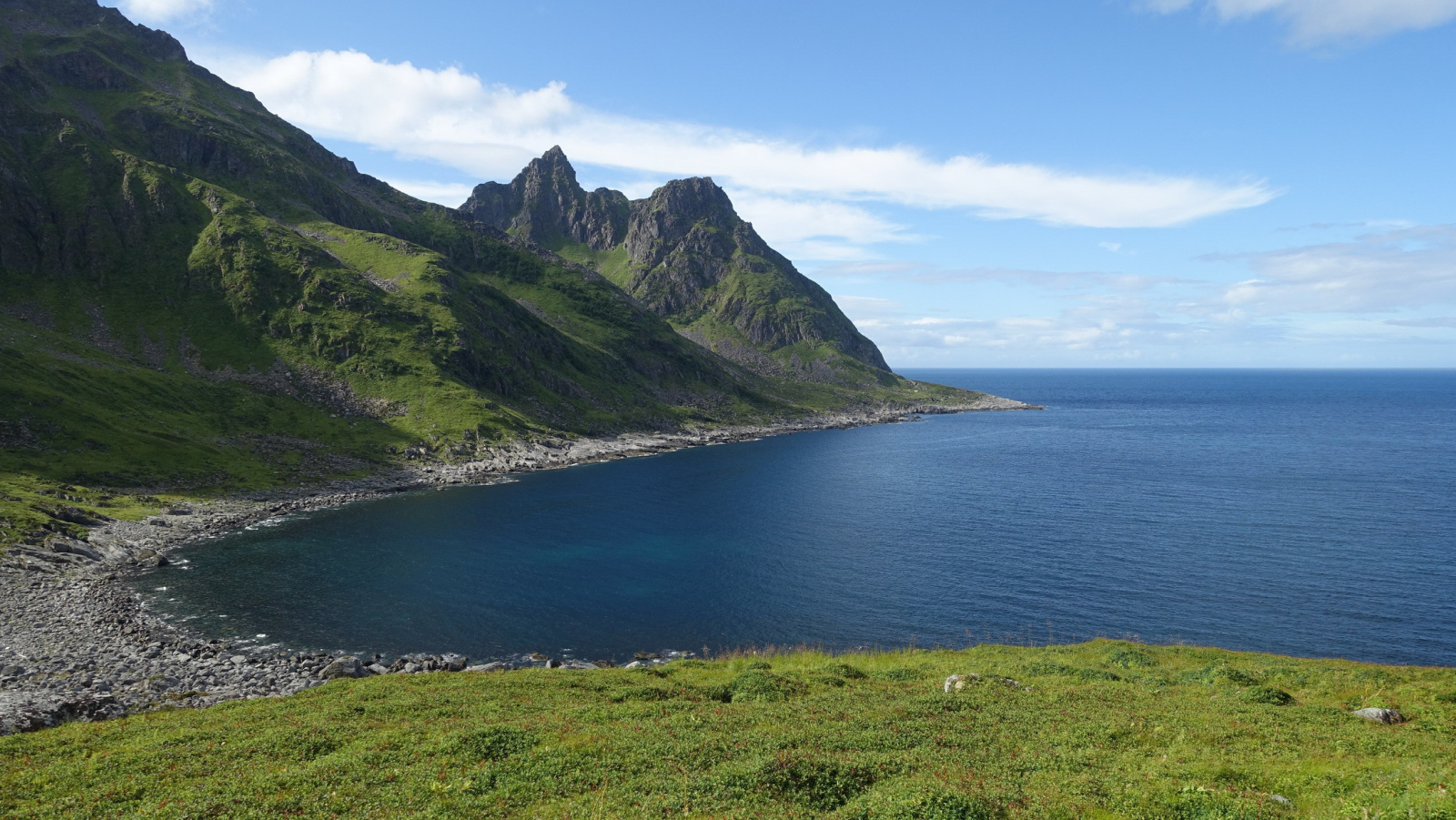 Klicke auf die Grafik für eine vergrößerte Ansicht

Name: 2025 Norge 0324.jpg
Ansichten: 130
Größe: 655,8 KB
ID: 3348102