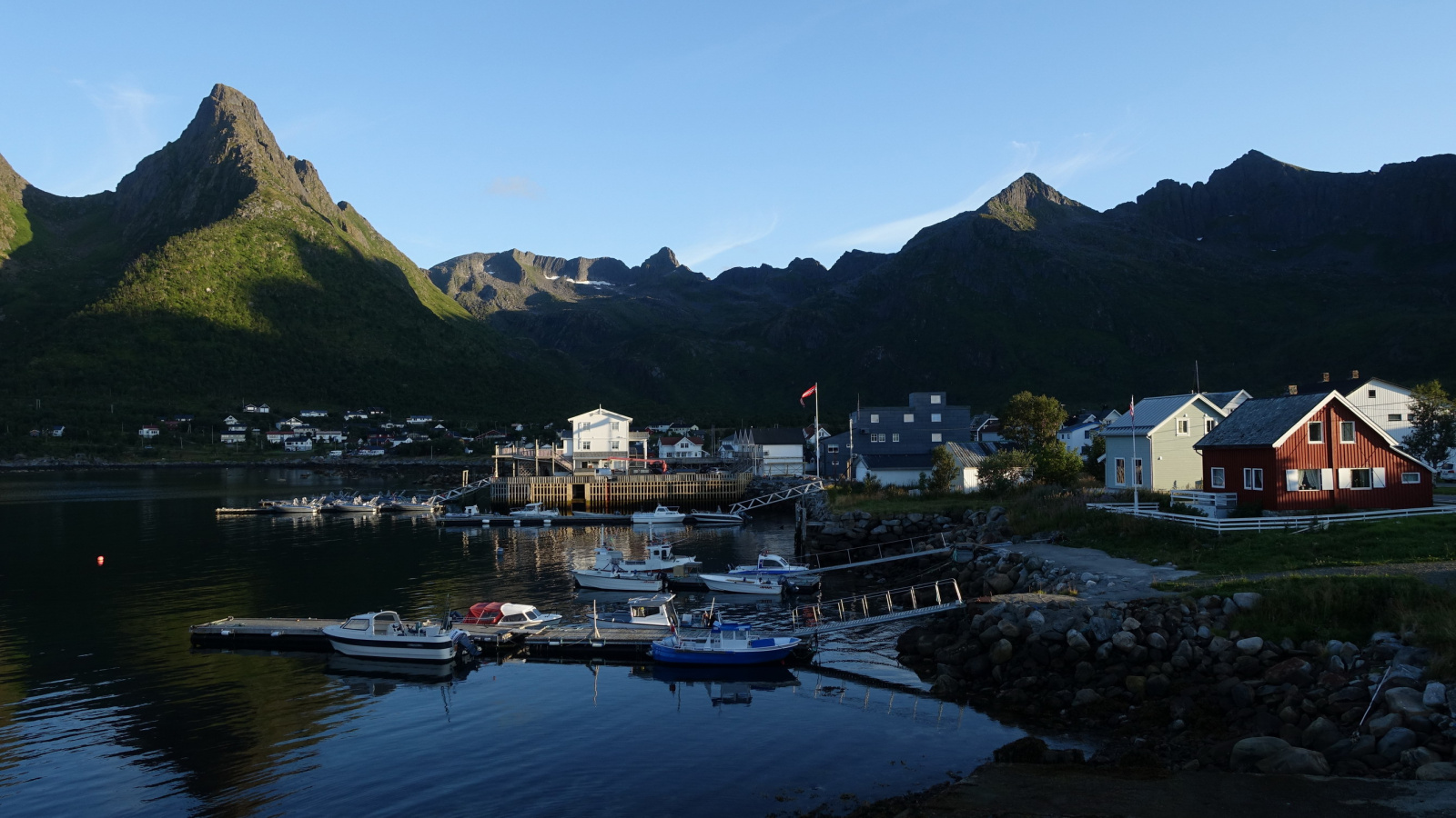 Klicke auf die Grafik für eine vergrößerte Ansicht

Name: 2025 Norge 0360.jpg
Ansichten: 117
Größe: 480,6 KB
ID: 3348147