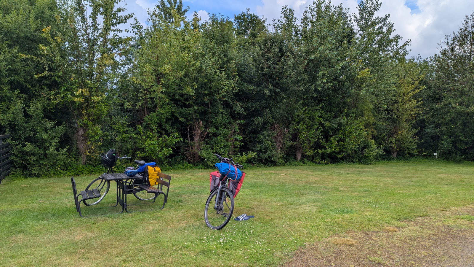 Klicke auf die Grafik für eine vergrößerte Ansicht

Name: PXL_20250715_140224213.jpg
Ansichten: 141
Größe: 1,08 MB
ID: 3349537