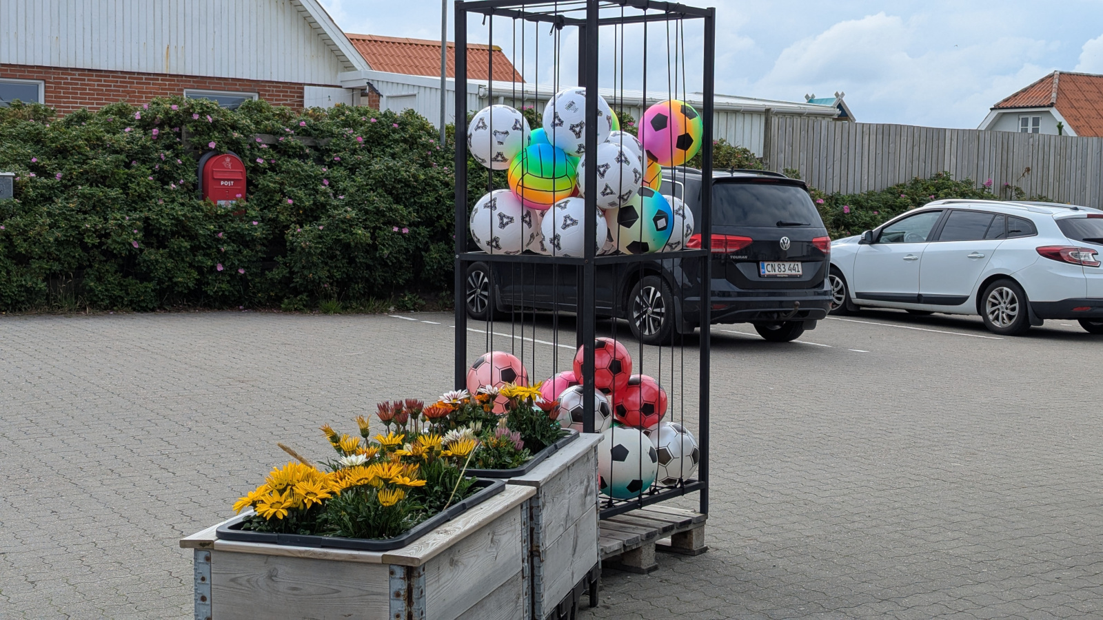 Klicke auf die Grafik für eine vergrößerte Ansicht

Name: PXL_20250723_083423673.jpg
Ansichten: 97
Größe: 748,7 KB
ID: 3349656