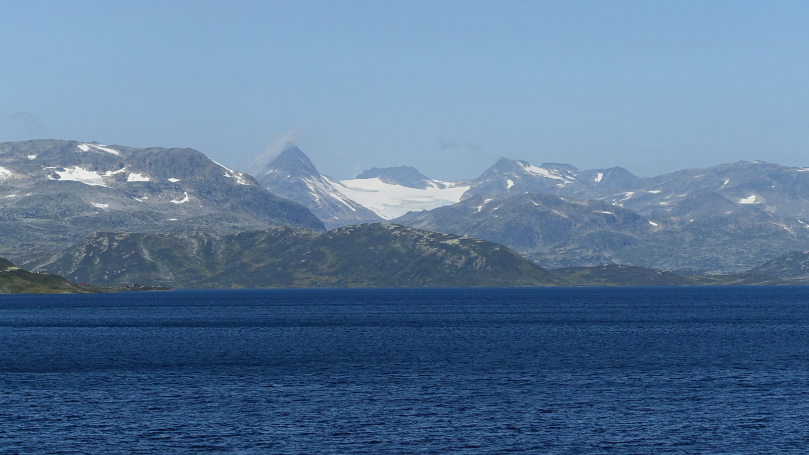 Klicke auf die Grafik für eine vergrößerte Ansicht

Name: 2025 Norge 0458.jpg
Ansichten: 311
Größe: 530,5 KB
ID: 3349820