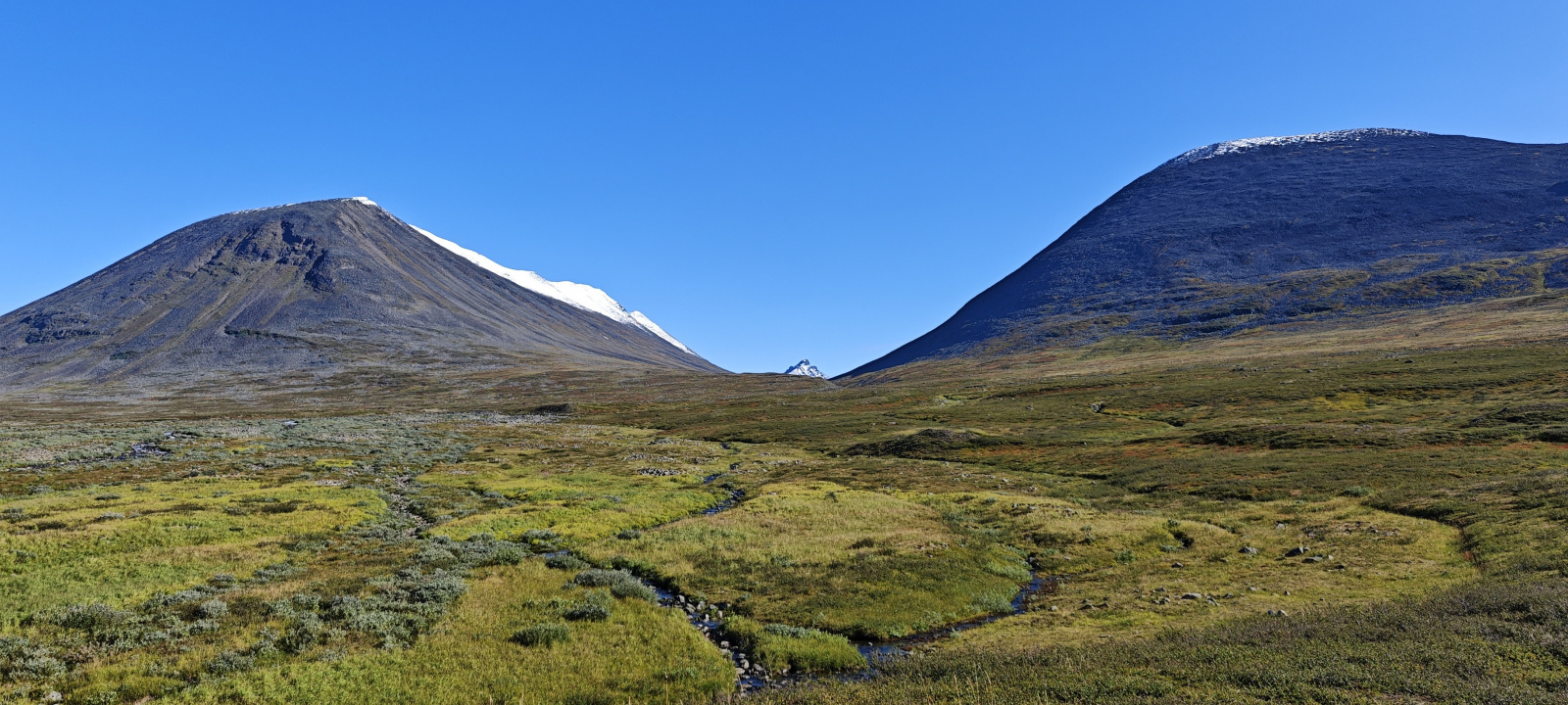 Klicke auf die Grafik für eine vergrößerte Ansicht

Name: 05.jpg
Ansichten: 115
Größe: 623,8 KB
ID: 3349989